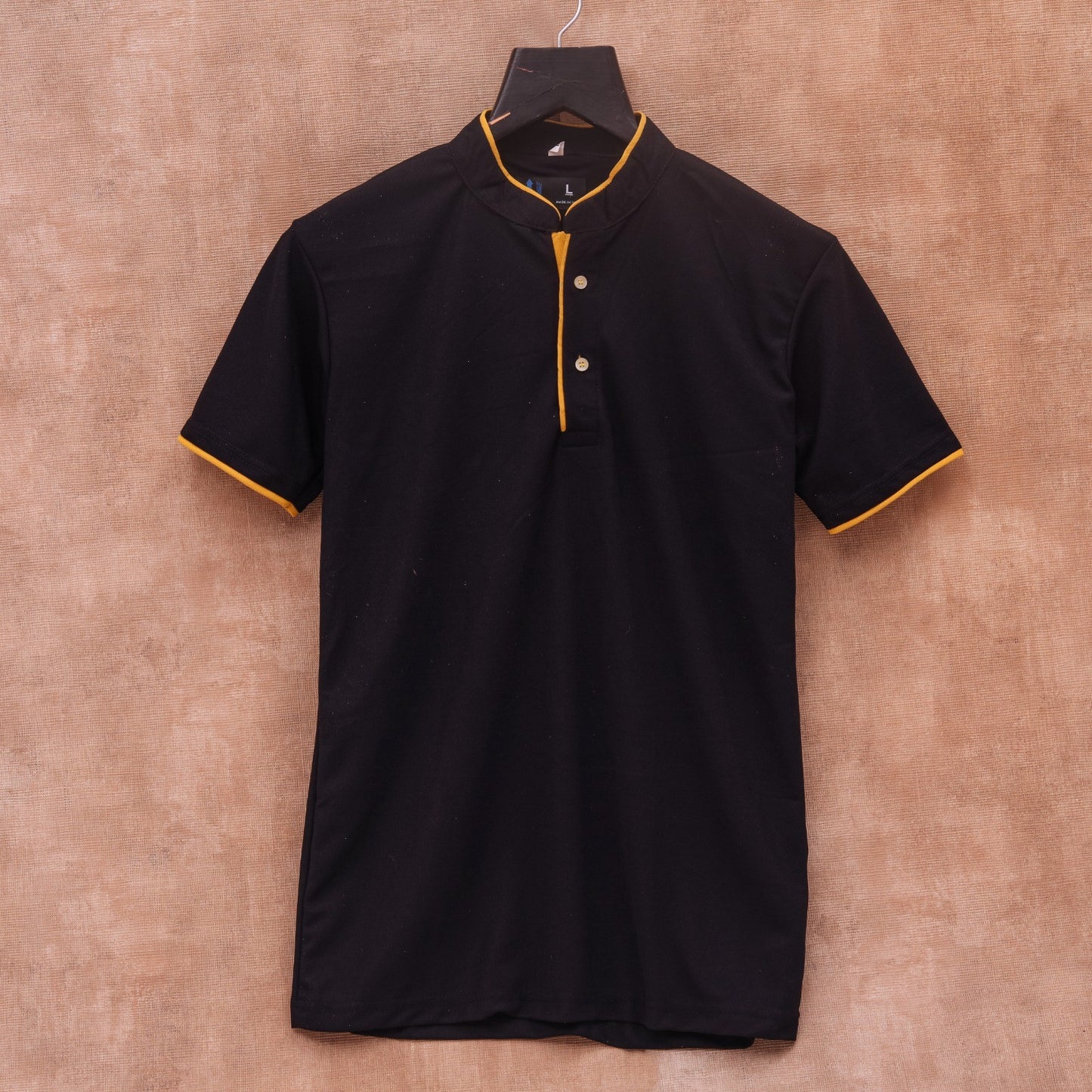 Men's Solid Mandarin Collar Slim Fit Half Sleeve  T-Shirt
